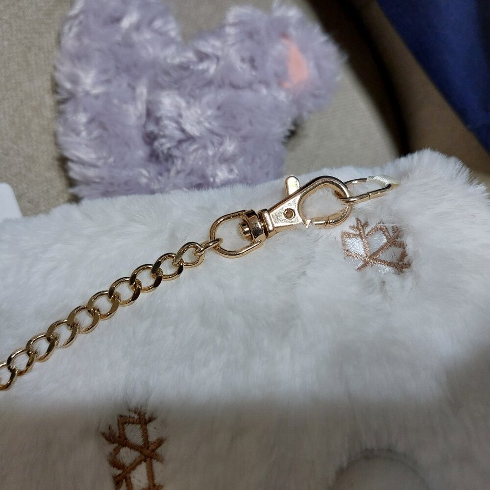 Shanghai DISNEY HOLIDAY Rabbit Handbag Gold Chains Beautiful Practical Bag - Picture 3 of 12